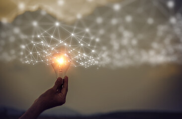 你适合浓妆还是淡妆 选对妆容才能站稳c位