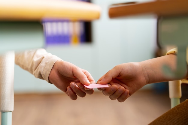 你适合浓妆还是淡妆 选对妆容才能站稳c位