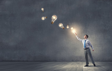 李焕英是贾玲的母亲吗？