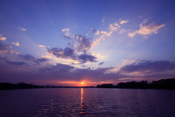 适合一二年级玩的脑筋急转弯及答案大全